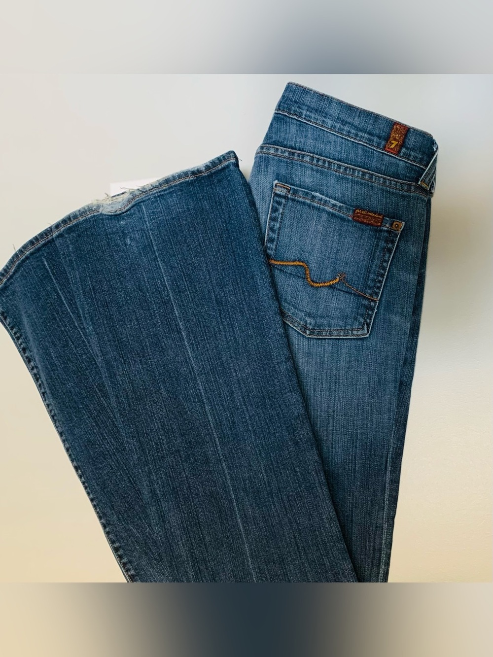 7 For All Mankind Bootcut Jeans in Size 28 | Medium Wash-Low-Rise Stretch Denim - Picture 8 of 16